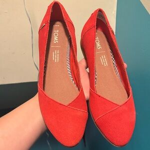TOMS Women's Vibrant Red Flats